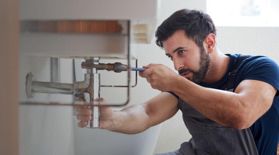 Local annual plumbing maintenance in League City, TX